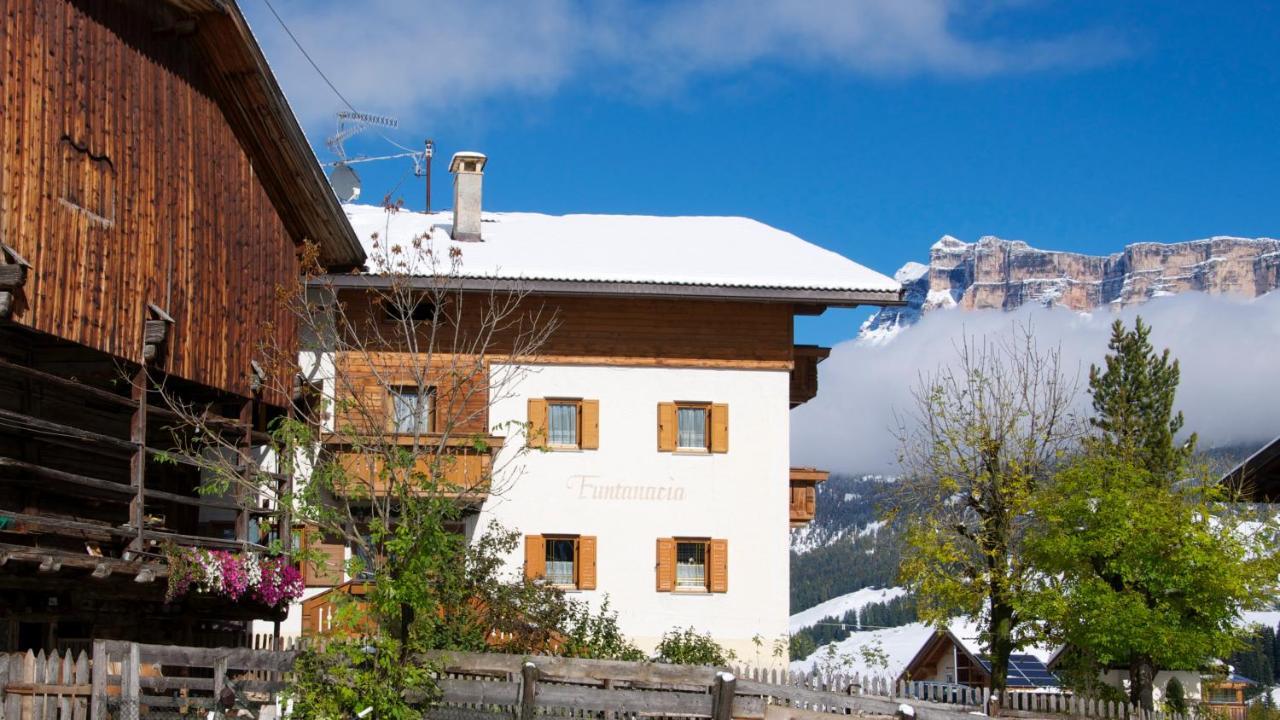 Chalet Funtanacia Ла Виля Екстериор снимка