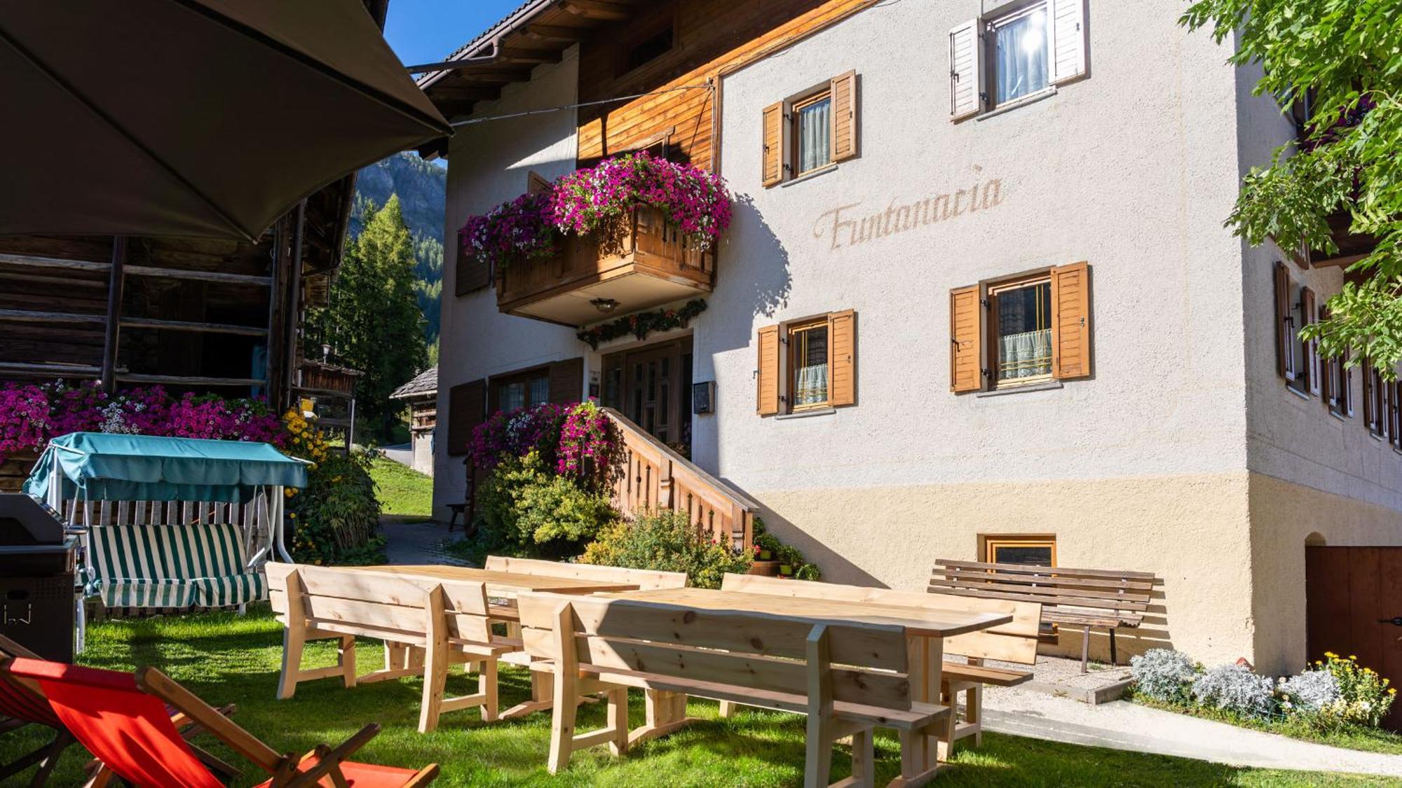 Chalet Funtanacia Ла Виля Екстериор снимка